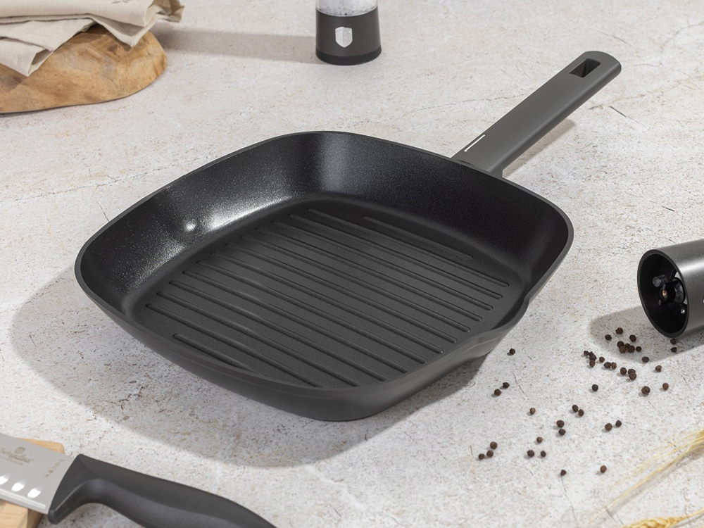BH8126 Anthracite Grill Pan - грил тиган 28 см