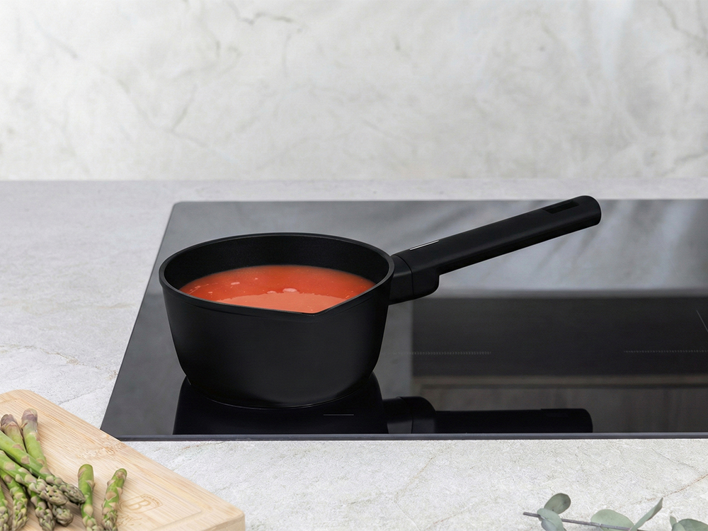 BH8174 Matte Black Sauce Pan - касерола 16 см