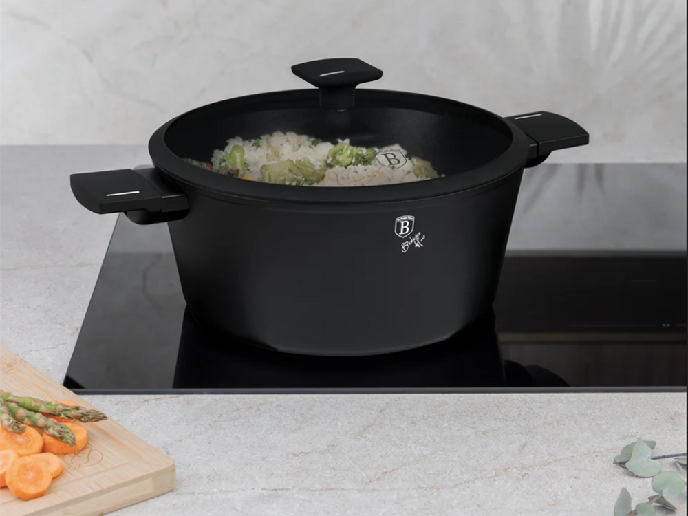 BH8189 Matte Black Casserole - тенджера с капак 28см
