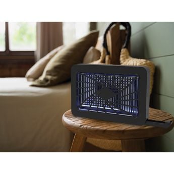 Insect Killer Lamp Black 590 LED - лампа против насекоми 150m2 